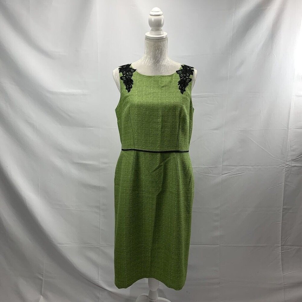 Evan Picone Green Midi Dress with Black Lace Shoulder Accents